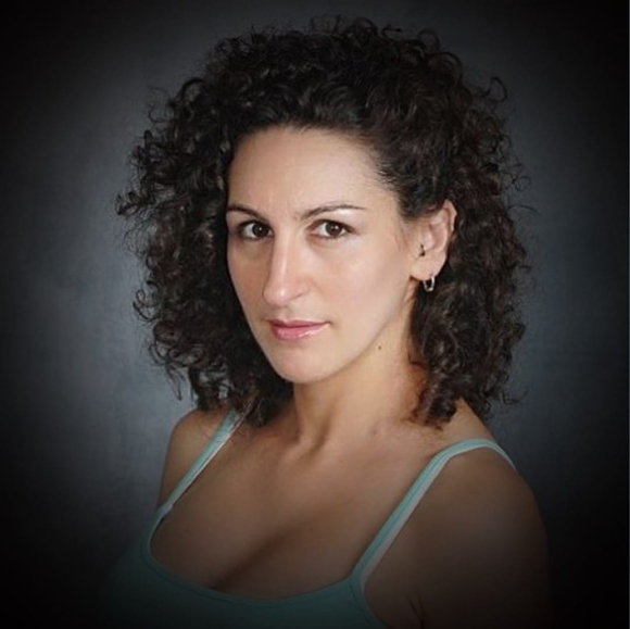 Meet your Posher, Filomena - Picture 1 of 1